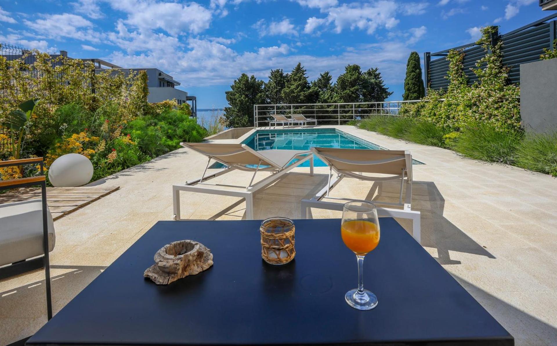 Apartment With Private Pool Split Kültér fotó